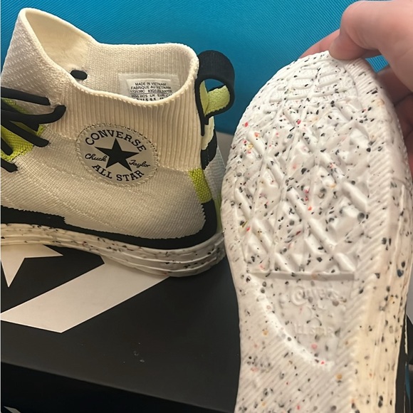 Limited Edition Converse - Picture 4 of 4